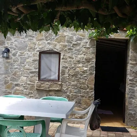 Charmante 3 La Milouyette * Peyriac-Minervois